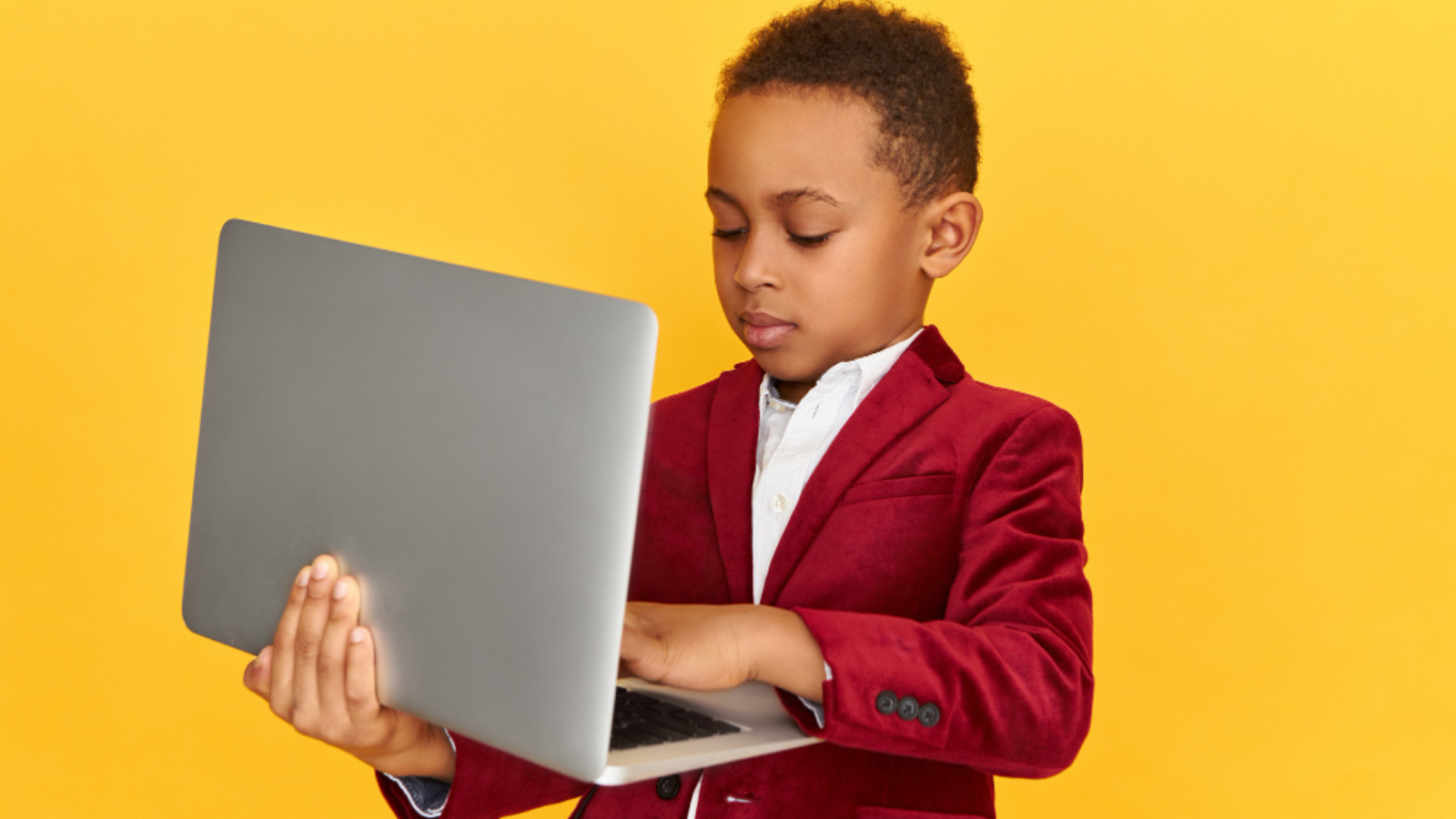 The most purchased items on amazon in 2023